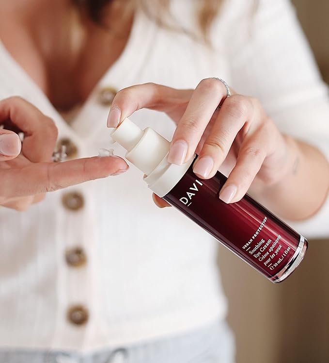 DAVI Soothing Eye Cream with Blue Light Protection | Under Eye Cream for Dark Circles and Puffiness | Anti-Aging Eye Cream for Dry Skin | All Natural | Non-GMO | Paraben-Free | Cruelty-Free | 1 Fl Oz