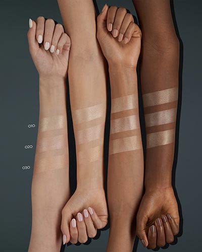 Catrice More Than Glow Powder Highlighter in Supreme Rose Beam with Silky Soft Texture for a Subtle Glow