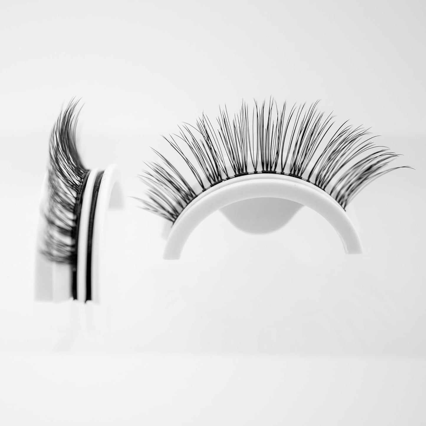 False Eyelashes, 5 Pairs Wispy Light Pre-Glued Self Adhesive Lashes with Applicator (Wispy)