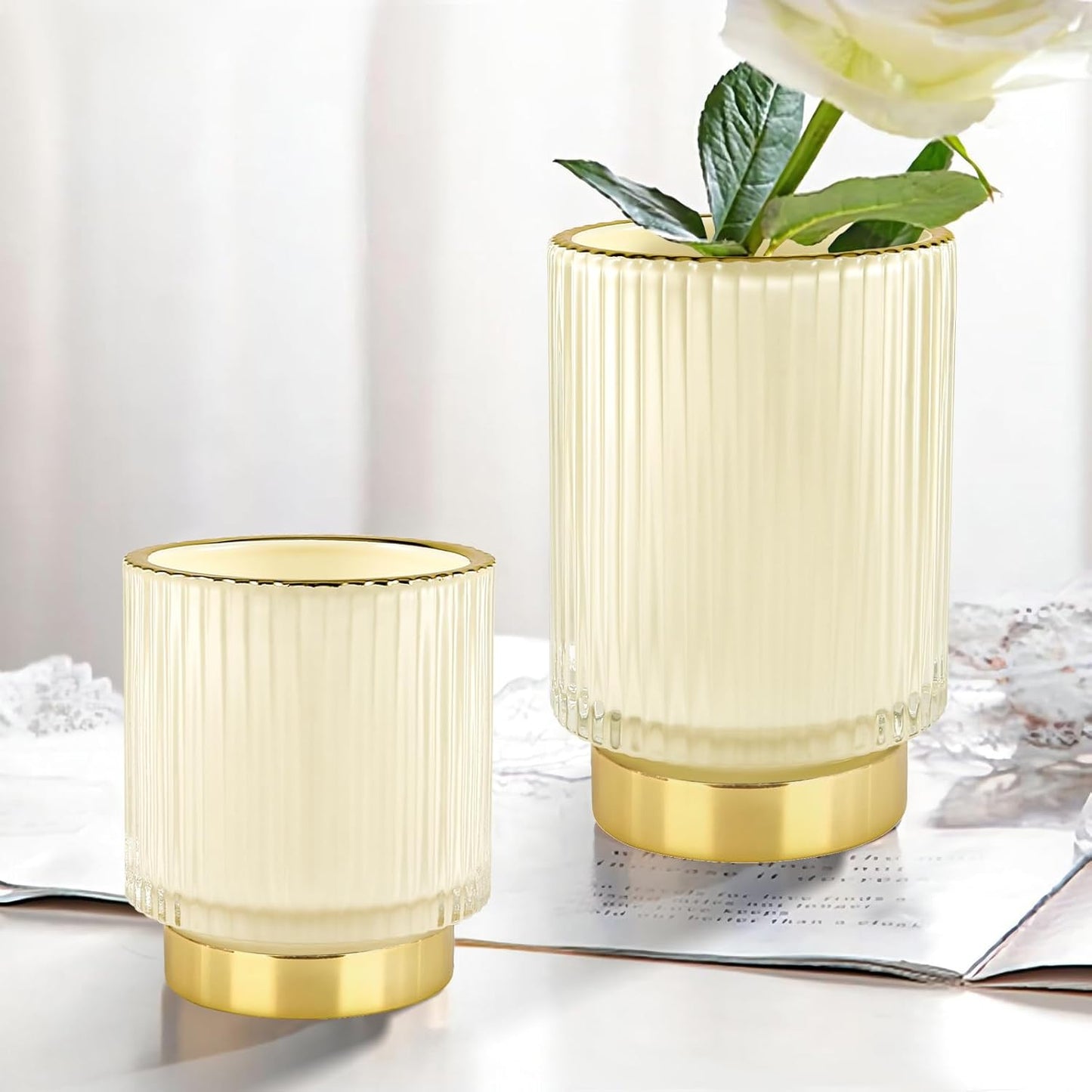 DASITON Makeup Brush holder Organizer,Crystal Cosmetic Makeup Brush Glass Brushes Storage Holder, Vintage Make Up Brush Cup Pen Pencil Holder striped vase(Cream S)