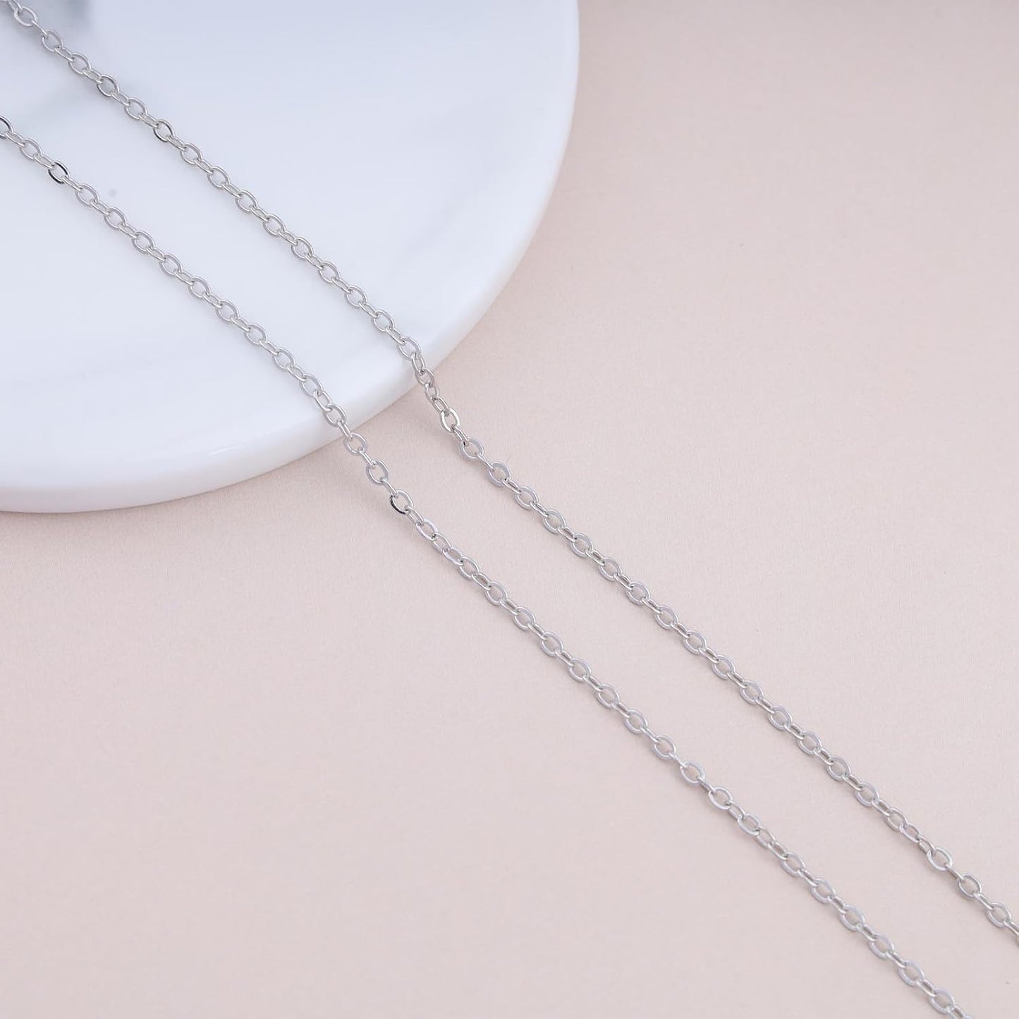 Boho Heart Pendant Necklace Gold Heart Necklace Vintage Heart Love Pendant Necklace Textured Heart Chain Necklace Minimalist Heart Charm Necklace Jewelry for Women and Girls