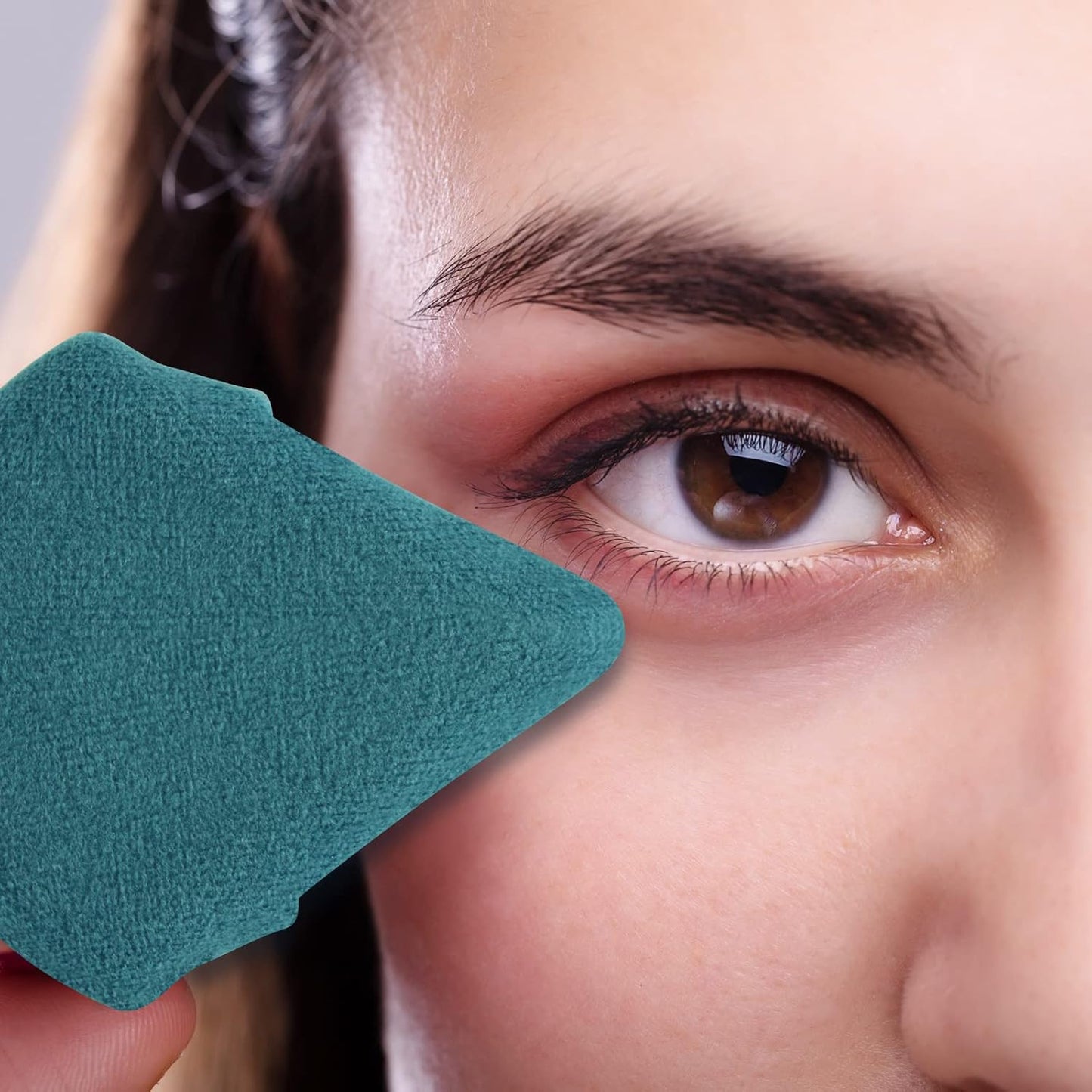 Powder Puffs Daubigny 6 Pieces Powder Puff Face Soft Triangle Makeup Puff for Loose Powder Mineral Powder Body Powder Velour Cosmetic Foundation Blender Sponge Beauty Makeup Tools(Peacock Blue)