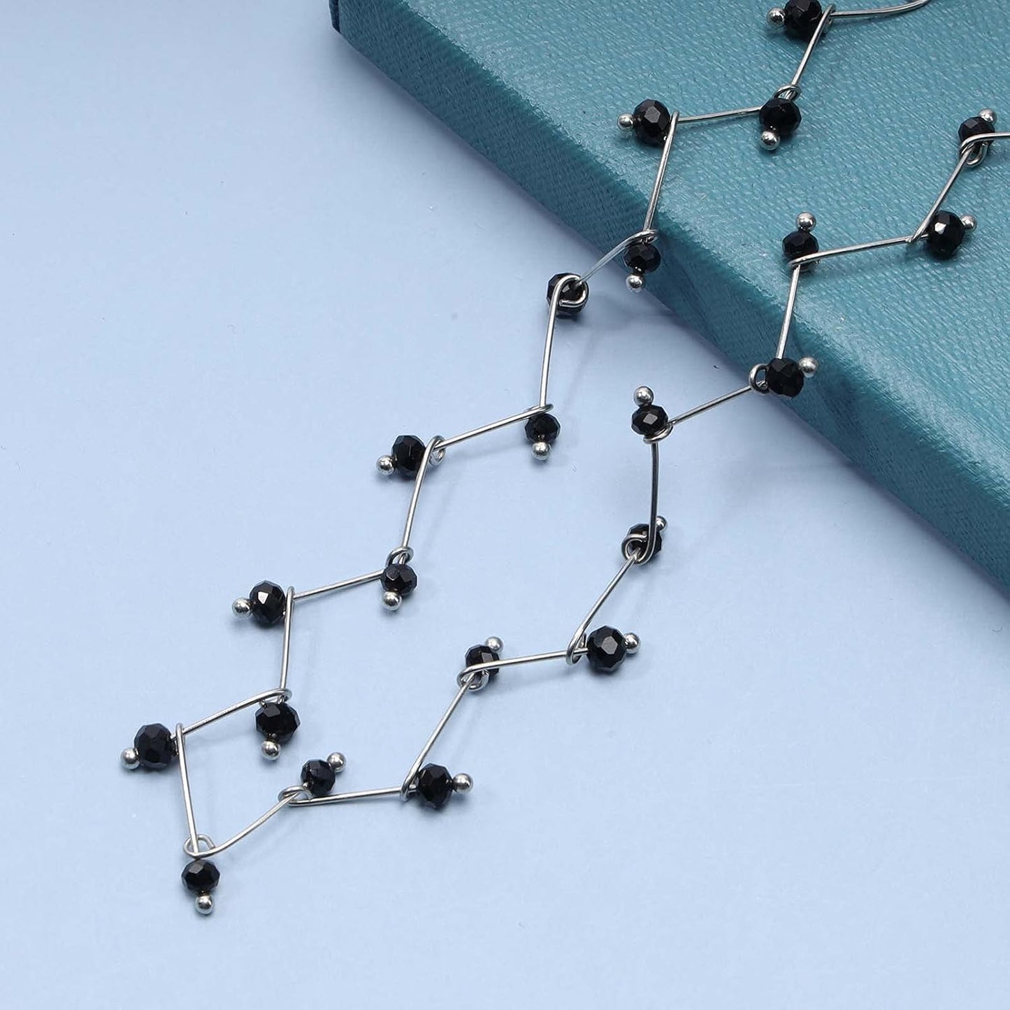 Black Crystal Choker Necklace Short Black Beaded Choker Necklace Silver Chain Necklace Minimalist Necklace Jewelry for Women and Girls