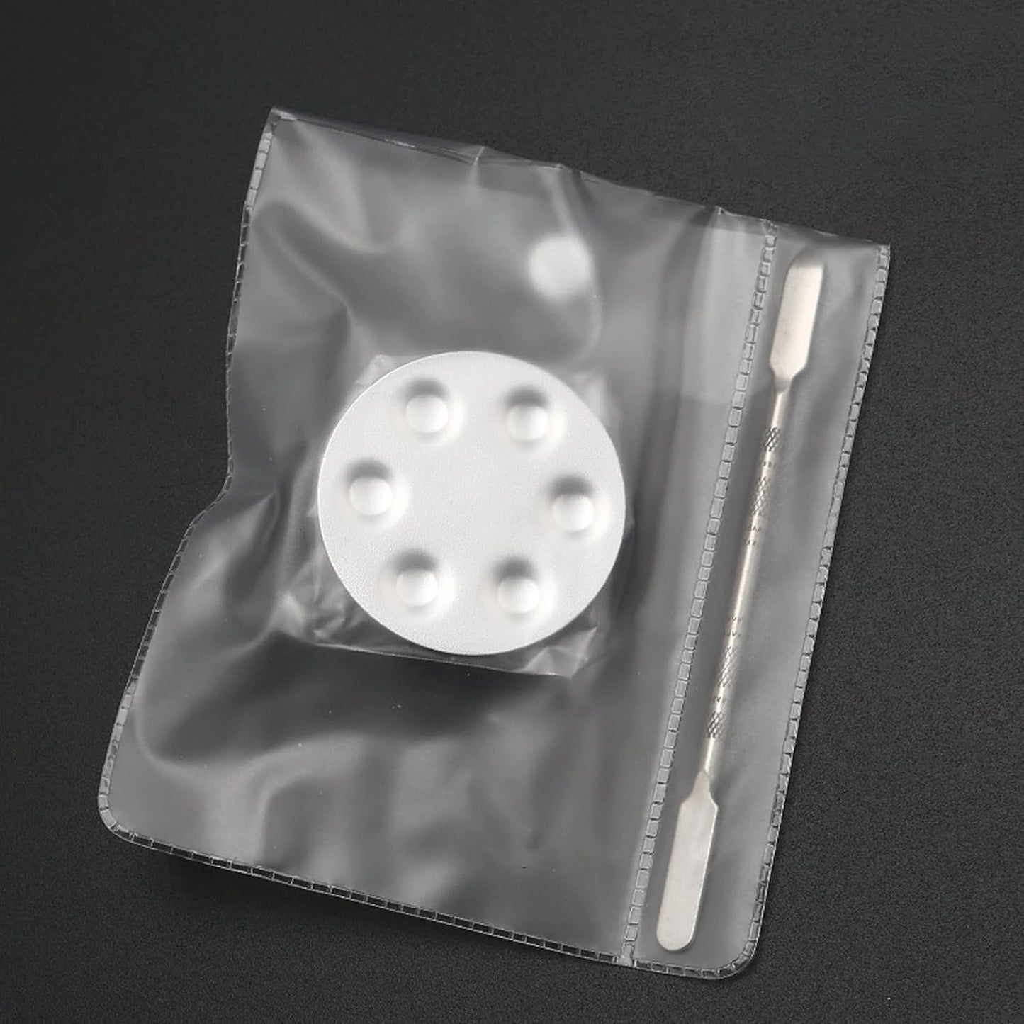 Metal Mixing Palette Makeup Spatula, Foundation Mixing Palette Hand, Make Up Tools Mini Mixing Tray with Finger Ring, Small Makeup Mixing Palette, Pack of 2