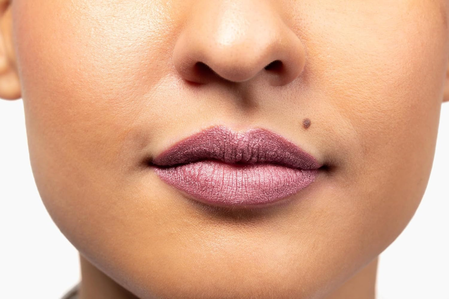 Aromi Metallic Matte Liquid Lipstick | Dusty Pink, Light Rosy Mauve Lip Color with Shimmery Finish, Long-lasting, Waterproof, Vegan, Cruelty-free (Fairy Tale)